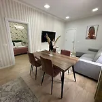 Iv\'S Tirana Center Apartments